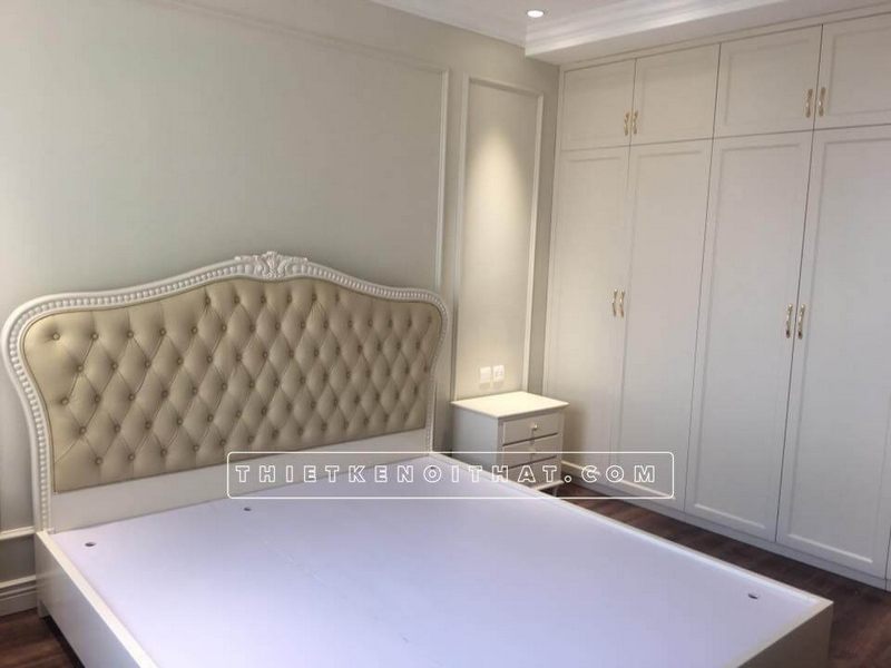 Giường ngủ 1.8 x 2.2m sang trọng cho phòng ngủ chung cư